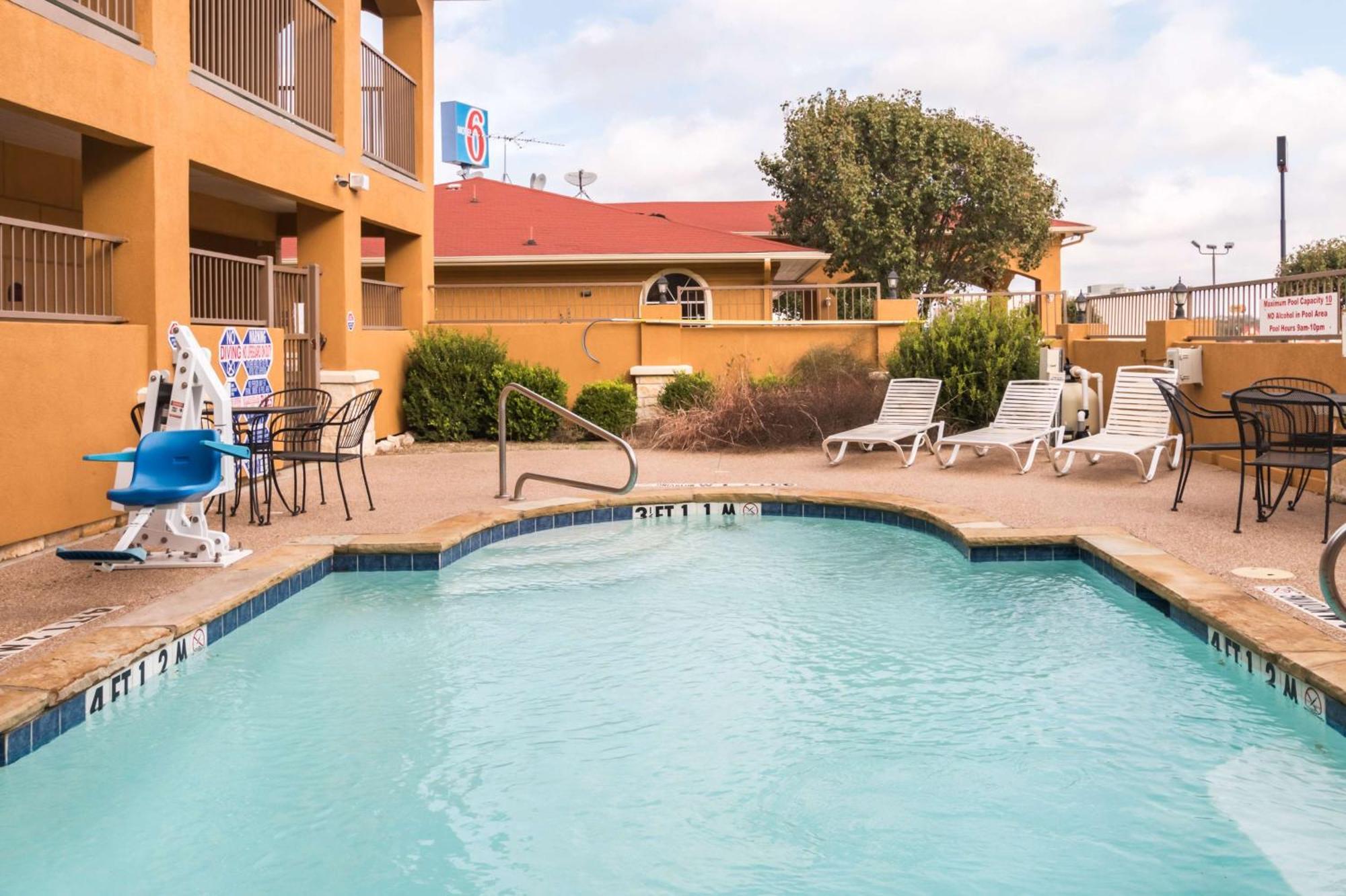 Motel 6 Alvarado Tx Esterno foto